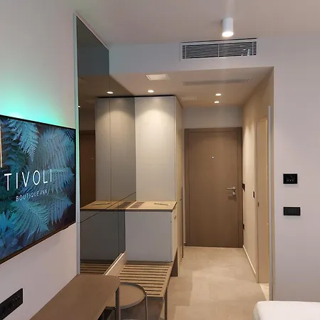 Tivoli Boutique מלון